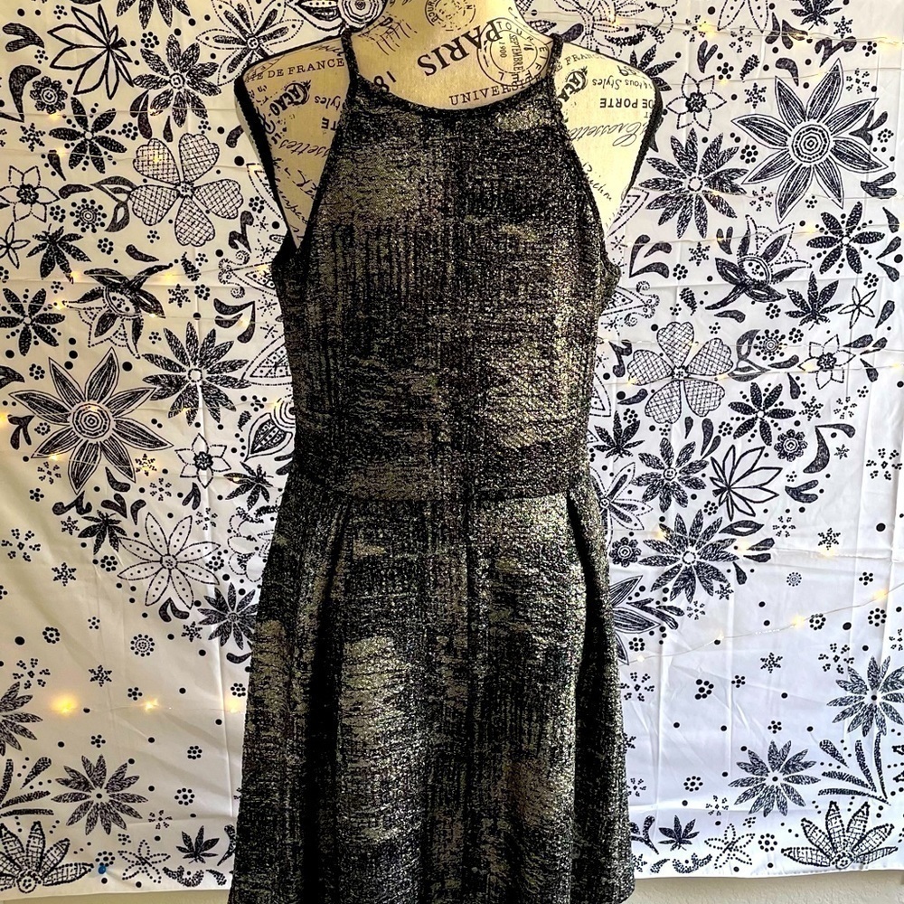 Monteau gold and black halter dress - Picture 4 of 6